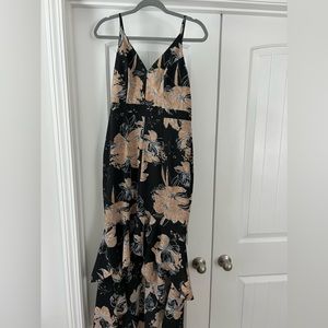Brand new with tags size M Lulus dress
